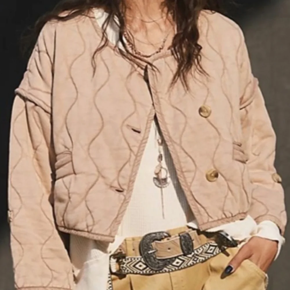 FREE PEOPLE Gwynnie Quilted Cropped Jacket In Champagne Diamonds NWOT Medium